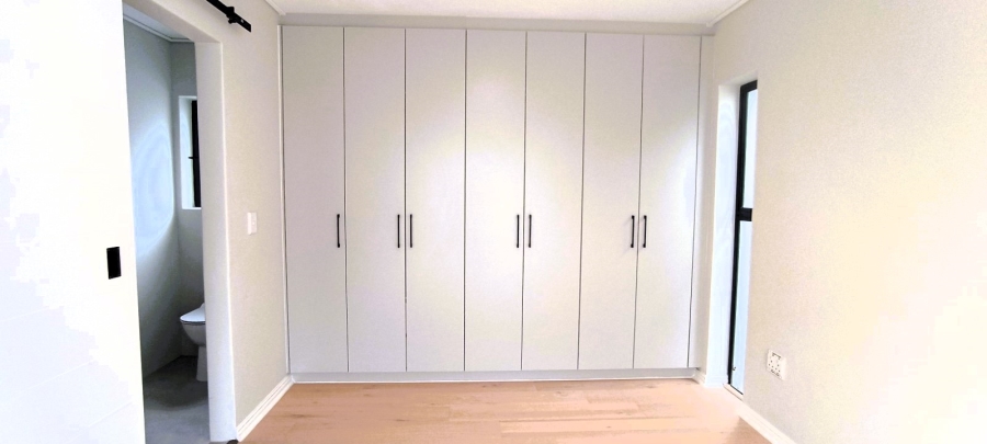 2 Bedroom Property for Sale in Sandbaai Western Cape